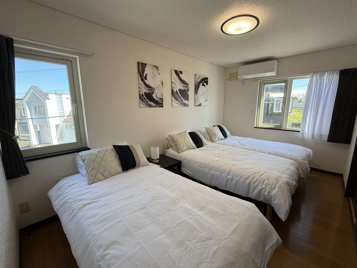 Ritzy Home 2